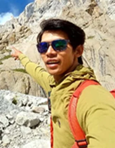 Deden Wahyudin - Nemangkawi Peak mountain guide