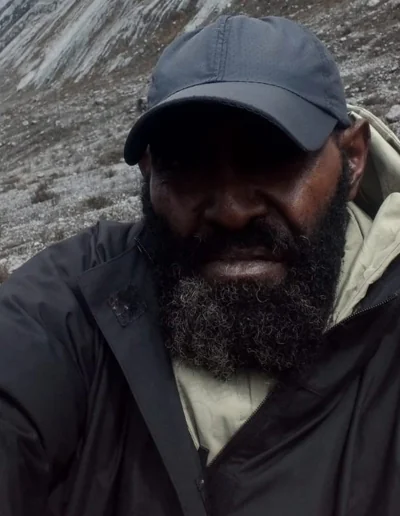 Teranus Kum - Nemangkawi Peak mountain guide
